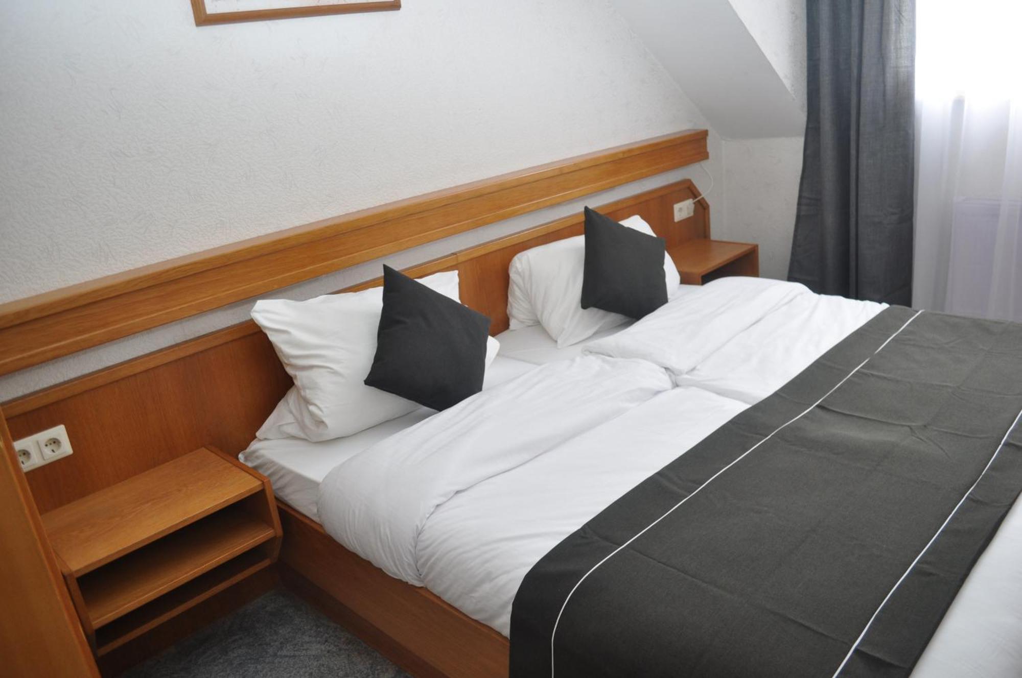 Hotel Kuehns Muehle Oestrich-Winkel Kültér fotó