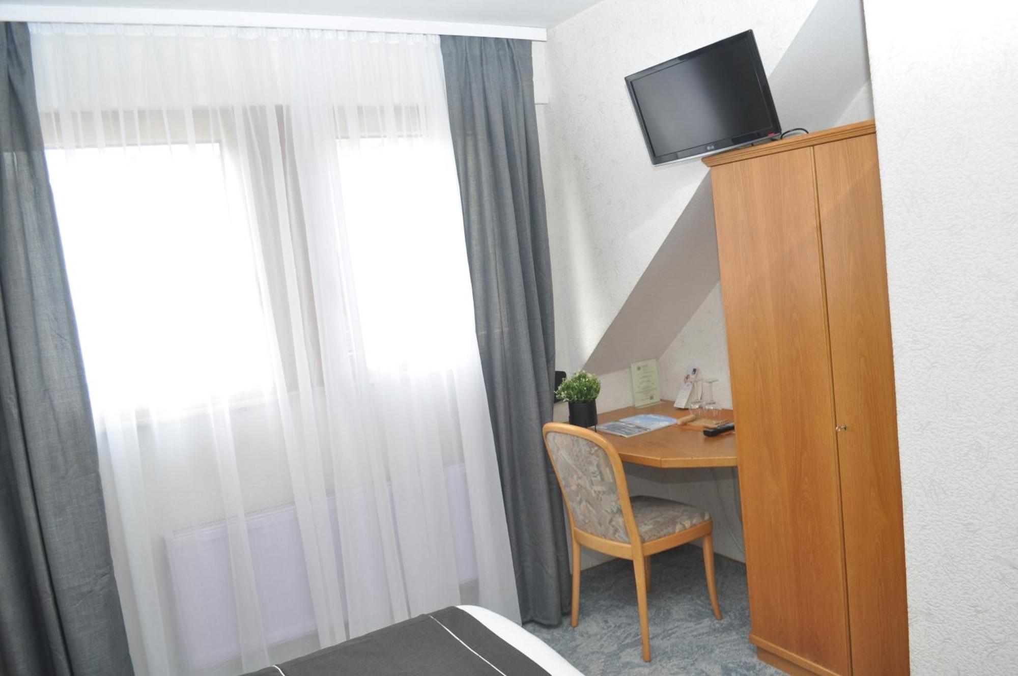 Hotel Kuehns Muehle Oestrich-Winkel Kültér fotó